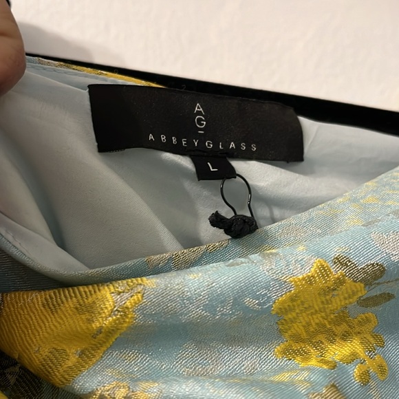 Abbey Glass Caroline Dress - Picture 8 of 9